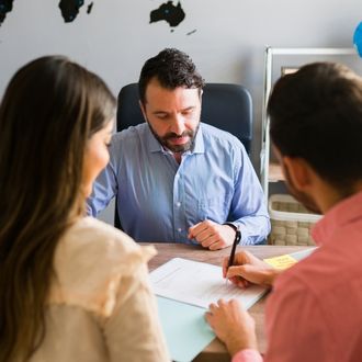 Visa counsellor image